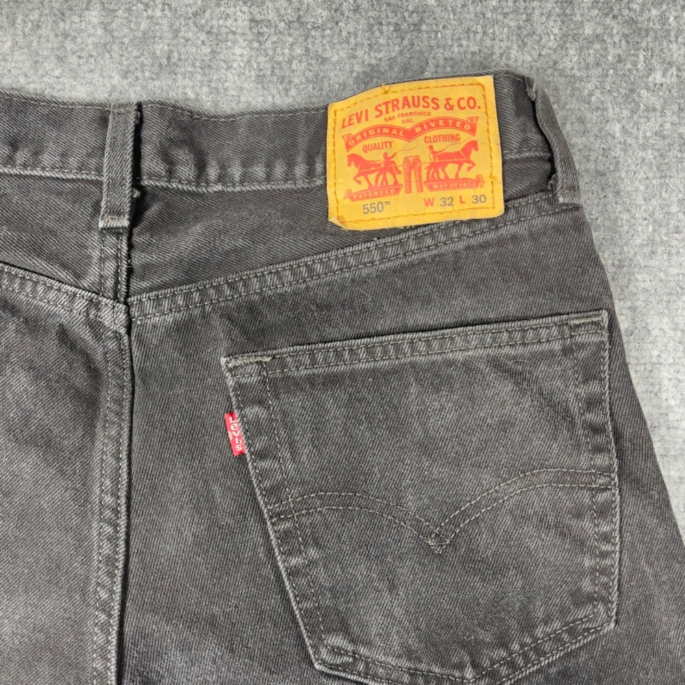 Levi's 550 Relaxed Fit Jeans Mens W32 L29 Black Tapered Leg Denim 00550-0260 - Picture 4 of 7